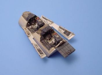 AI48149 F-14B Tomcat Cockpit Set