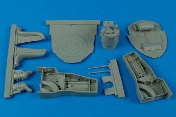 AI32073 F8F-1 Bearcat Wheel Bays