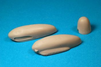 BEB48001 Sea King Early Sponsons and Dorsal Radome