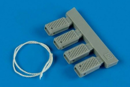 AIW32012 U.S. Navy Polyurethane Universal Wheel Chocks