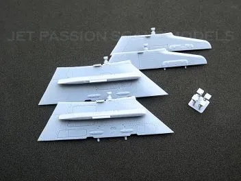 JP32037 Tornado F.3 Unterflügelpylone mit Startschienen (für Revell)