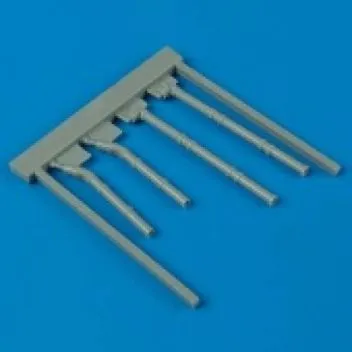 QB48217 Wellington Fuel Outlet Pipes (Opened Flaps)