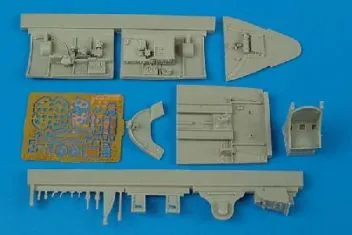AI48388 F6F-5 Hellcat Cockpit Set