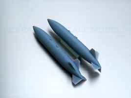 JP48017 Tornado 1,500 L 4-Fin Fuel Tanks (Riveted)