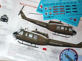 PV48002 UH-1 Huey am Pentagon am 11. September 2001