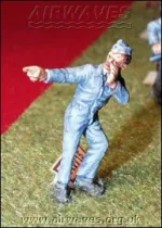 EW4815 RAF Ground Crew WW II pointing